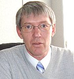 Геннадий Гладков убежден, что на рынке пассажирских перевозок в Сыктывкаре нет никакого ущемления конкуренции. Фото Андрея Влизкова.